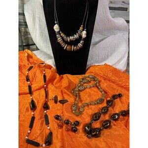 Vintage Lot~ 7 Pieces. Wooden~Woodlike Necklaces & Earrings